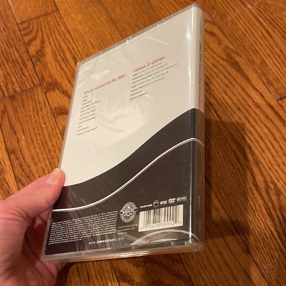 James Blunt Chasing Time live concert DVD, new in wrapping - Picture 2 of 3